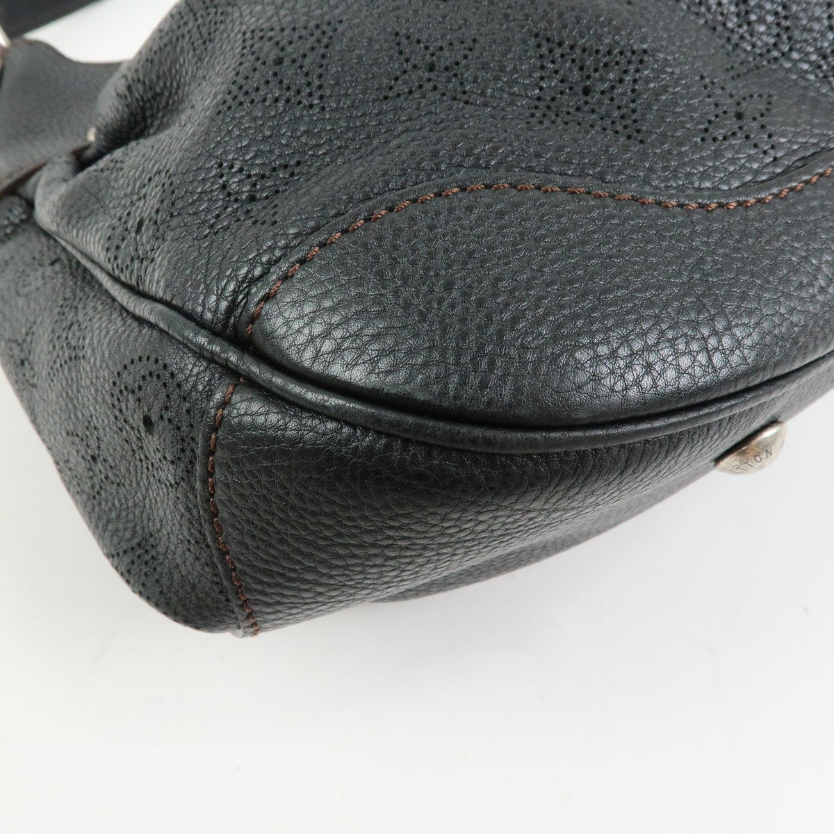 Louis Vuitton Solar Mahina Leather, Black, Leather, Handbag