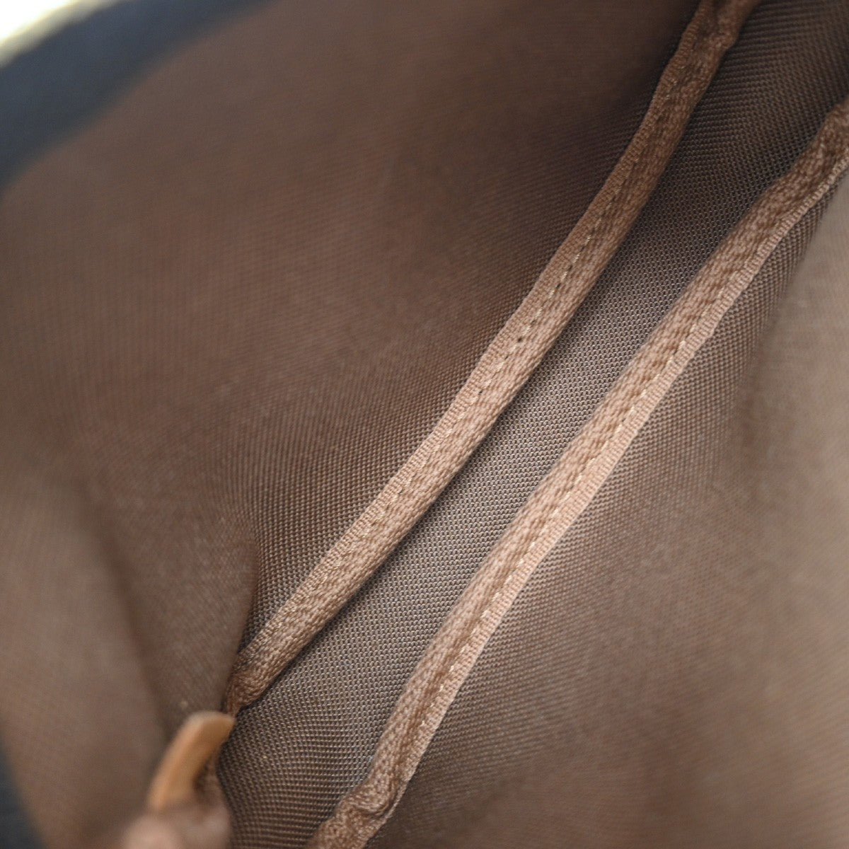 Louis Vuitton Mini pochette accessoires Canvas, Brown, Canvas, Clutch
