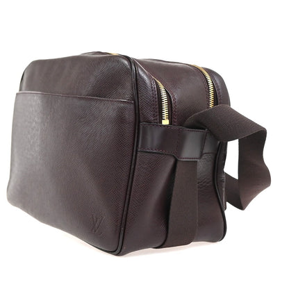 Louis Vuitton Reporter Taiga Leather, Brown, Leather, Shoulder Bag