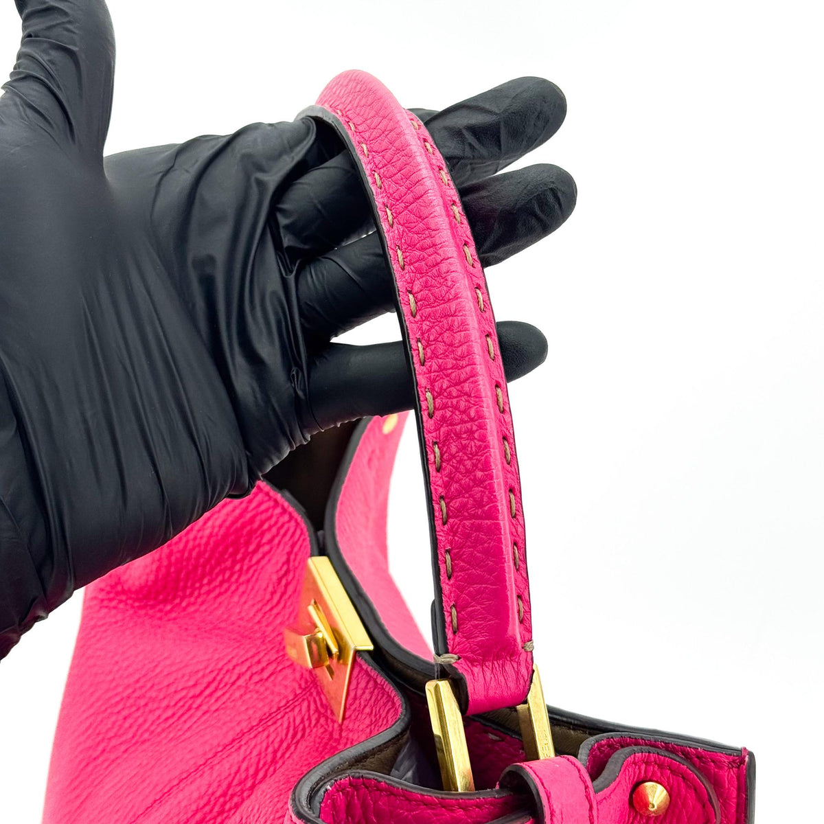 Fendi Selleria Peekaboo Essentially Leather, Pink, Leather, Handbag