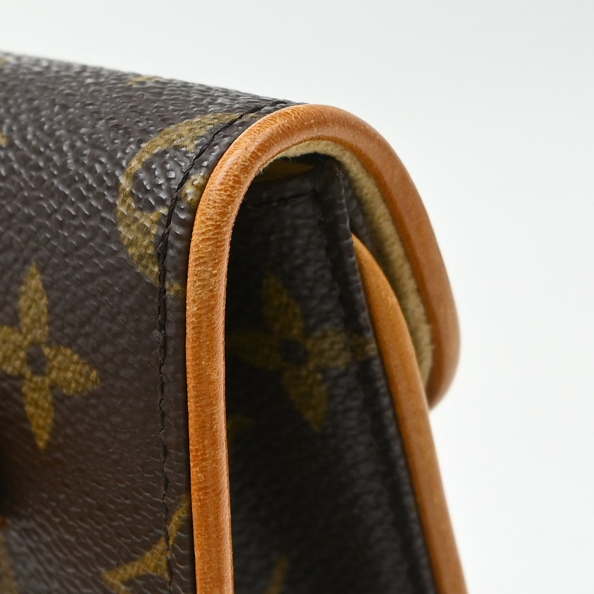 Louis Vuitton Florentine Waist Monogram Canvas, Brown, Canvas, Clutch