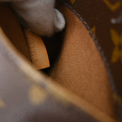 Louis Vuitton Pochette Gange Monogram Canvas, Brown, Canvas, Clutch
