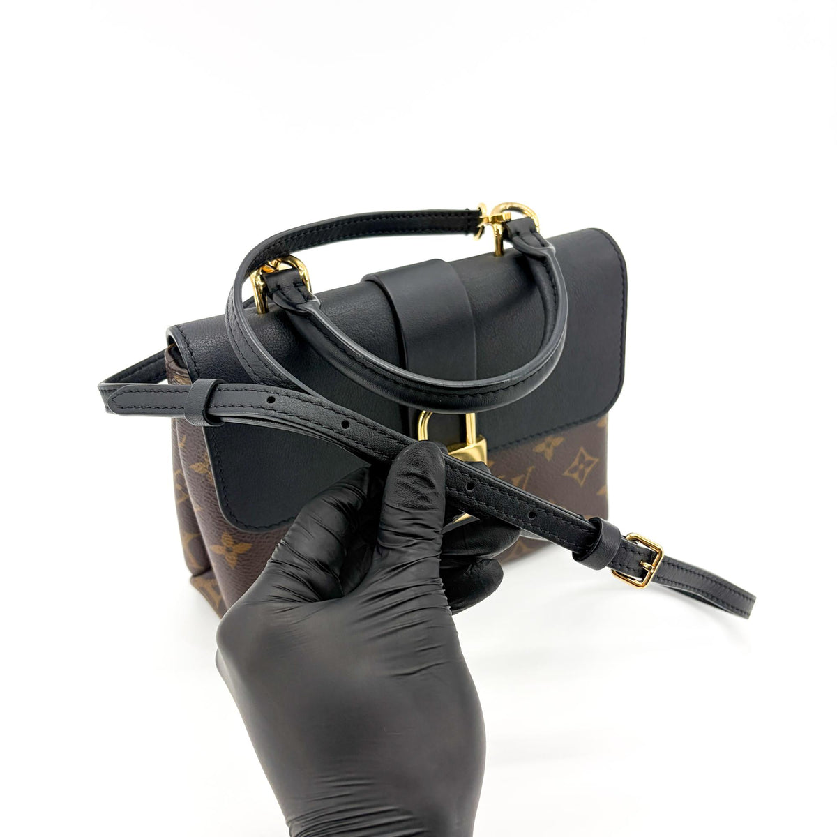 Louis Vuitton Locky Monogram Canvas with Leather, Black, Canvas, Handbag