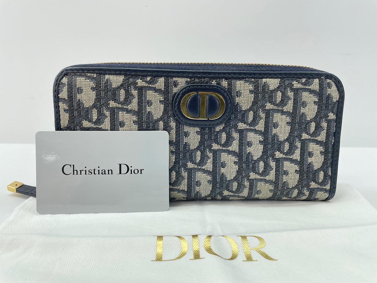 Christian Dior 30 Montaigne Voyageur canvas, Navy, Canvas, Wallet