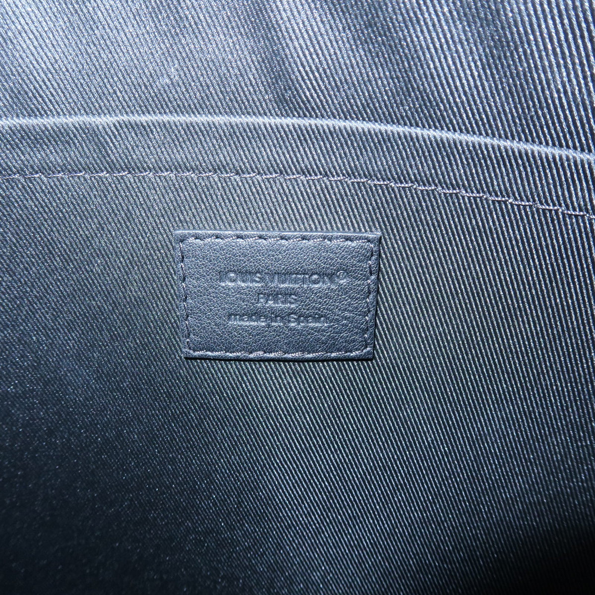 Louis Vuitton Pochette To-Go Monogram Shadow Leather, Black, Leather, Clutch