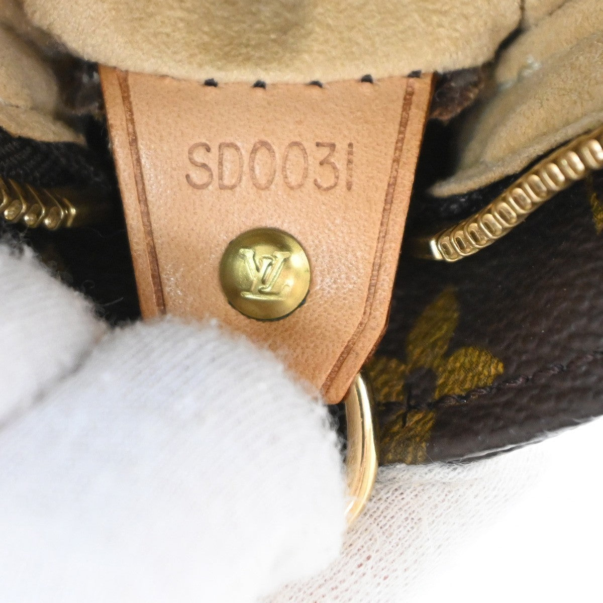 Louis Vuitton Looping Monogram Canvas, Brown, Canvas, Handbag