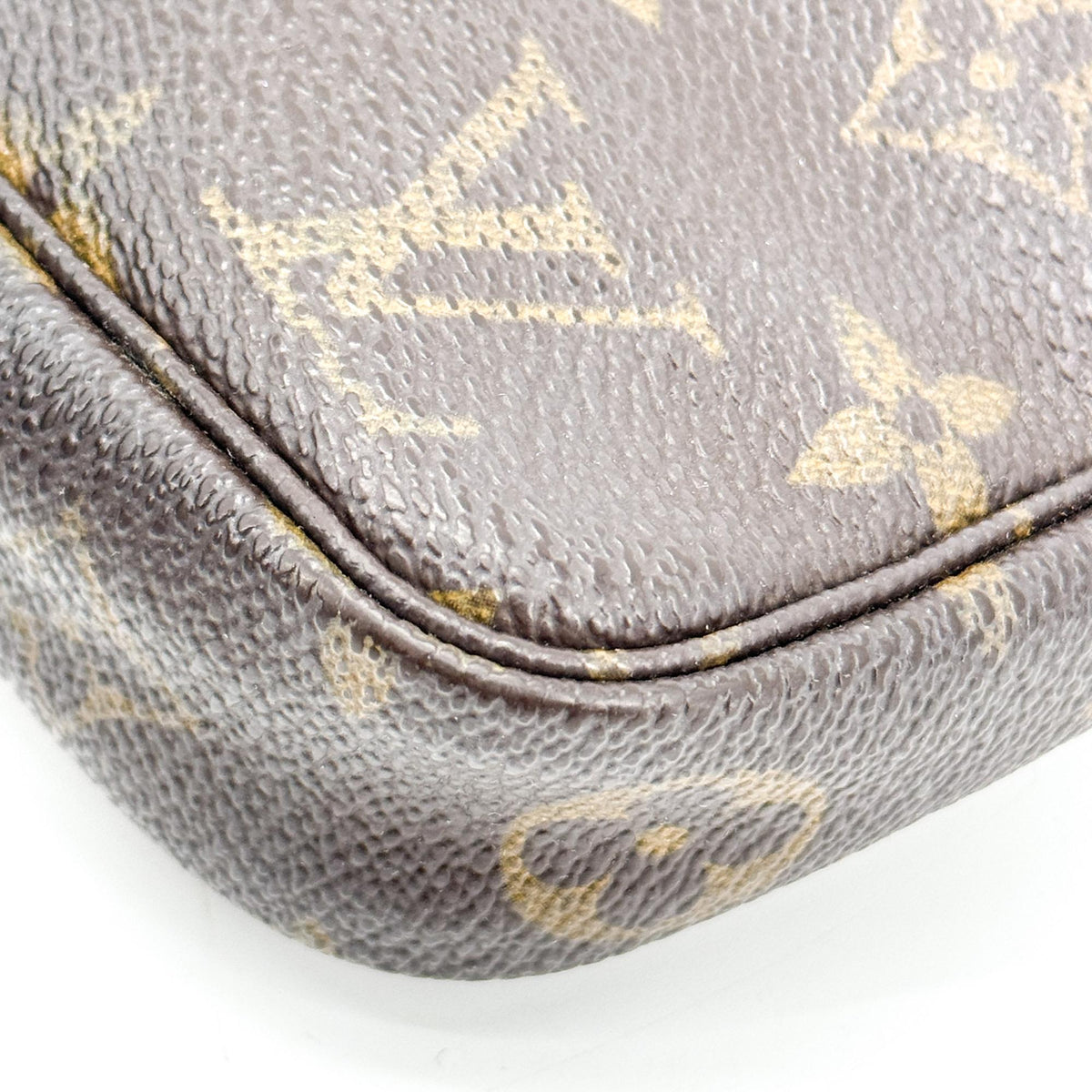 Louis Vuitton Louis Vuitton Monogramme Pochette Monogramme Canvas, Brown, Canvas, Clutch