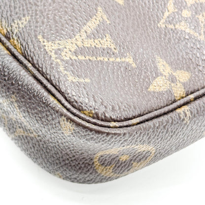 Louis Vuitton Louis Vuitton Monogramme Pochette Monogramme Canvas, Brown, Canvas, Clutch