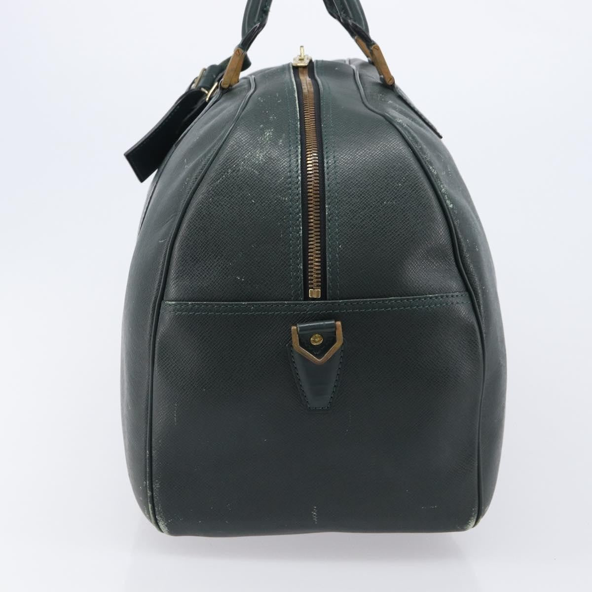Louis Vuitton Kendall Taiga Leather, Green, Leather, Handbag