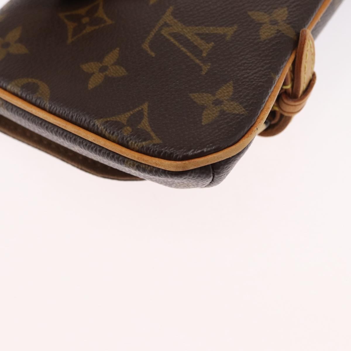 Louis Vuitton Marelle Waist Monogram Canvas, Brown, Canvas, Clutch