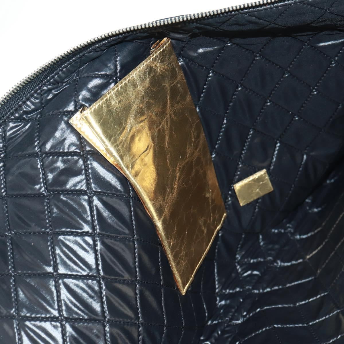 Chanel Feminine Crinkled Leather, Gold, Leather, Clutch