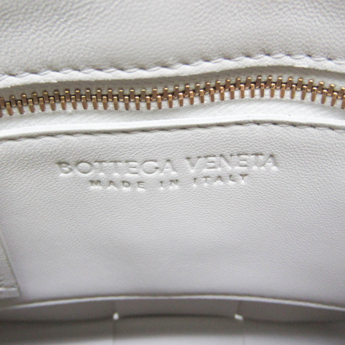 Bottega Veneta Cassette Convertible Maxi Intrecciato Leather, White, Leather, Tote Bag