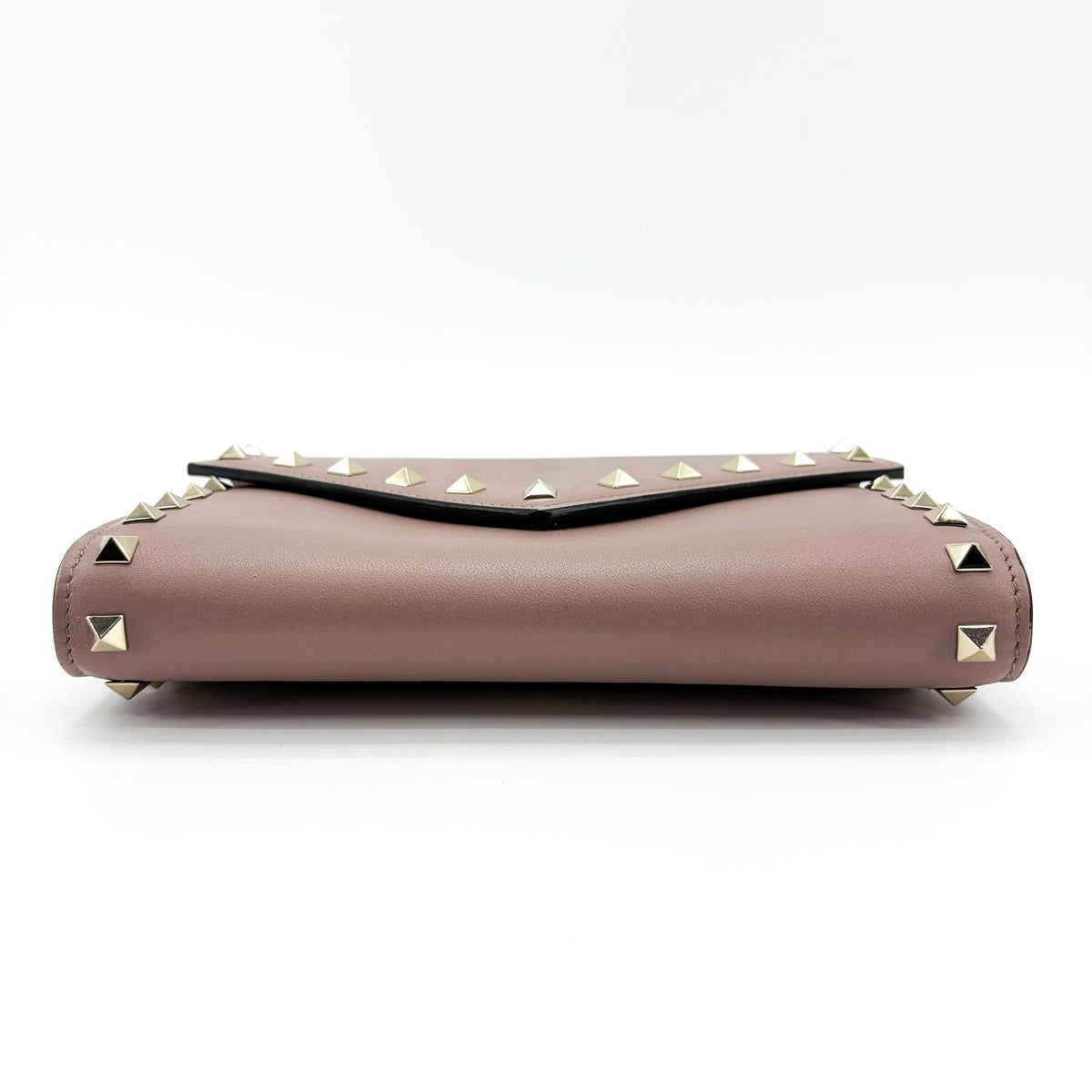 Valentino Garavani Rockstud Envelope Chain Leather, Beige, Leather, Crossbody Bag