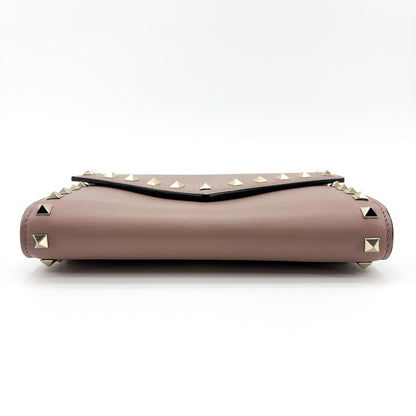 Valentino Garavani Rockstud Envelope Chain Leather, Beige, Leather, Crossbody Bag