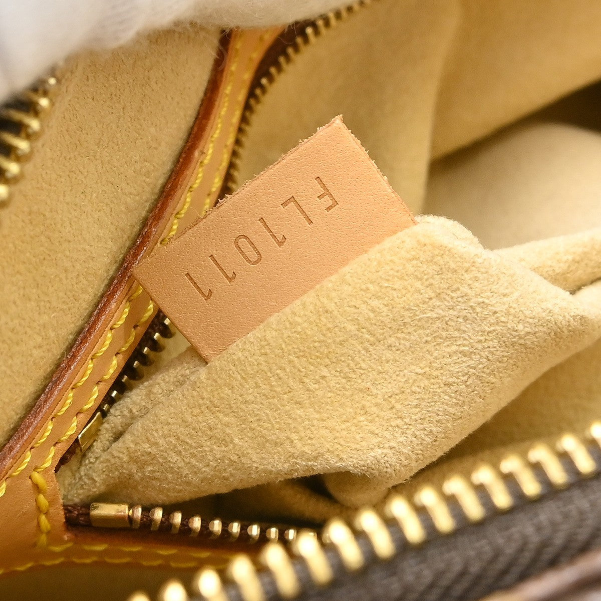 Louis Vuitton Looping Monogram Canvas, Brown, Canvas, Handbag