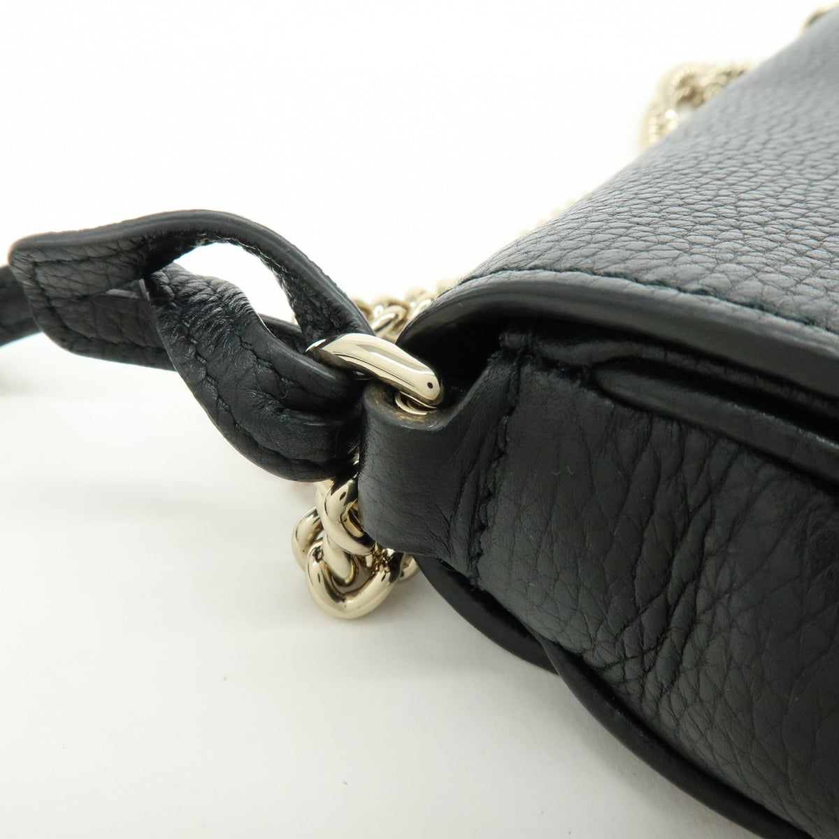 Gucci Soho Chain Leather, Black, Calfskin, Crossbody Bag