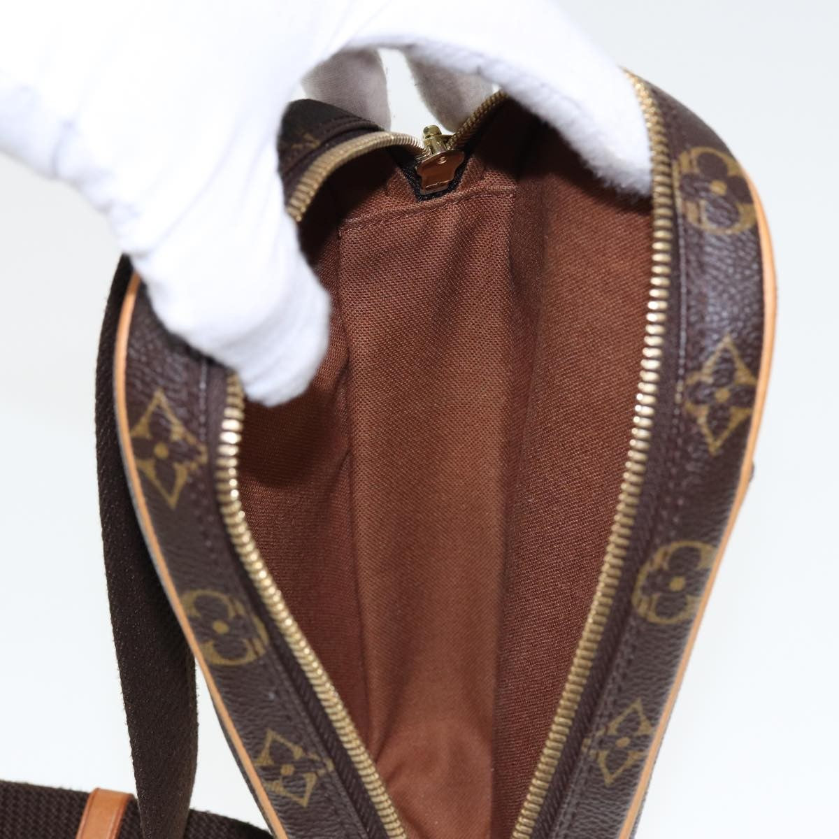 Louis Vuitton Pochette Gange Monogram Canvas, Brown, Canvas, Clutch
