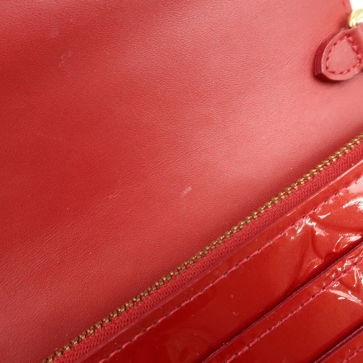 Louis Vuitton Chaine Monogram Vernis, Red, Patent Leather, Crossbody Bag
