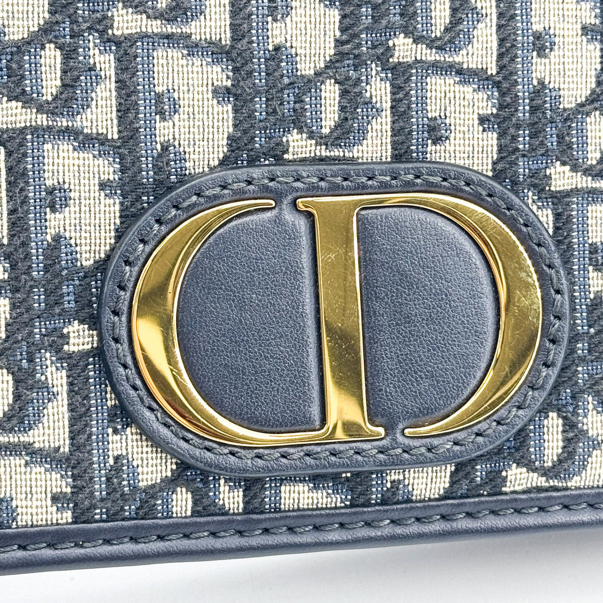 Christian Dior 30 Montaigne 2-in-1 Oblique Canvas, Beige, Canvas, Clutch