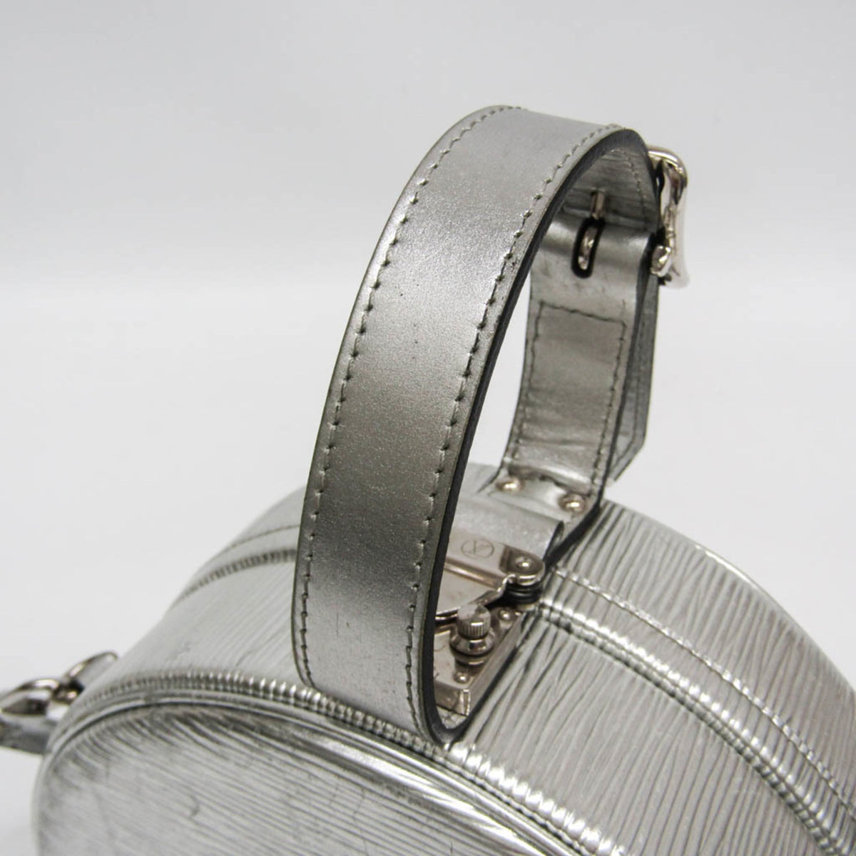 Louis Vuitton Petite Boite Chapeau Epi Leather, Silver, Leather, Handbag