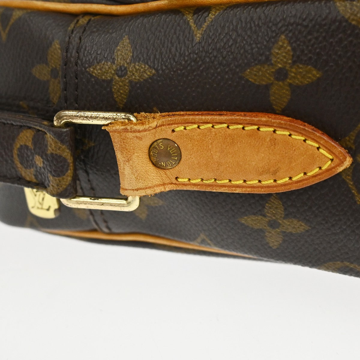 Louis Vuitton Nil Messenger Monogram Canvas, Brown, Canvas, Handbag