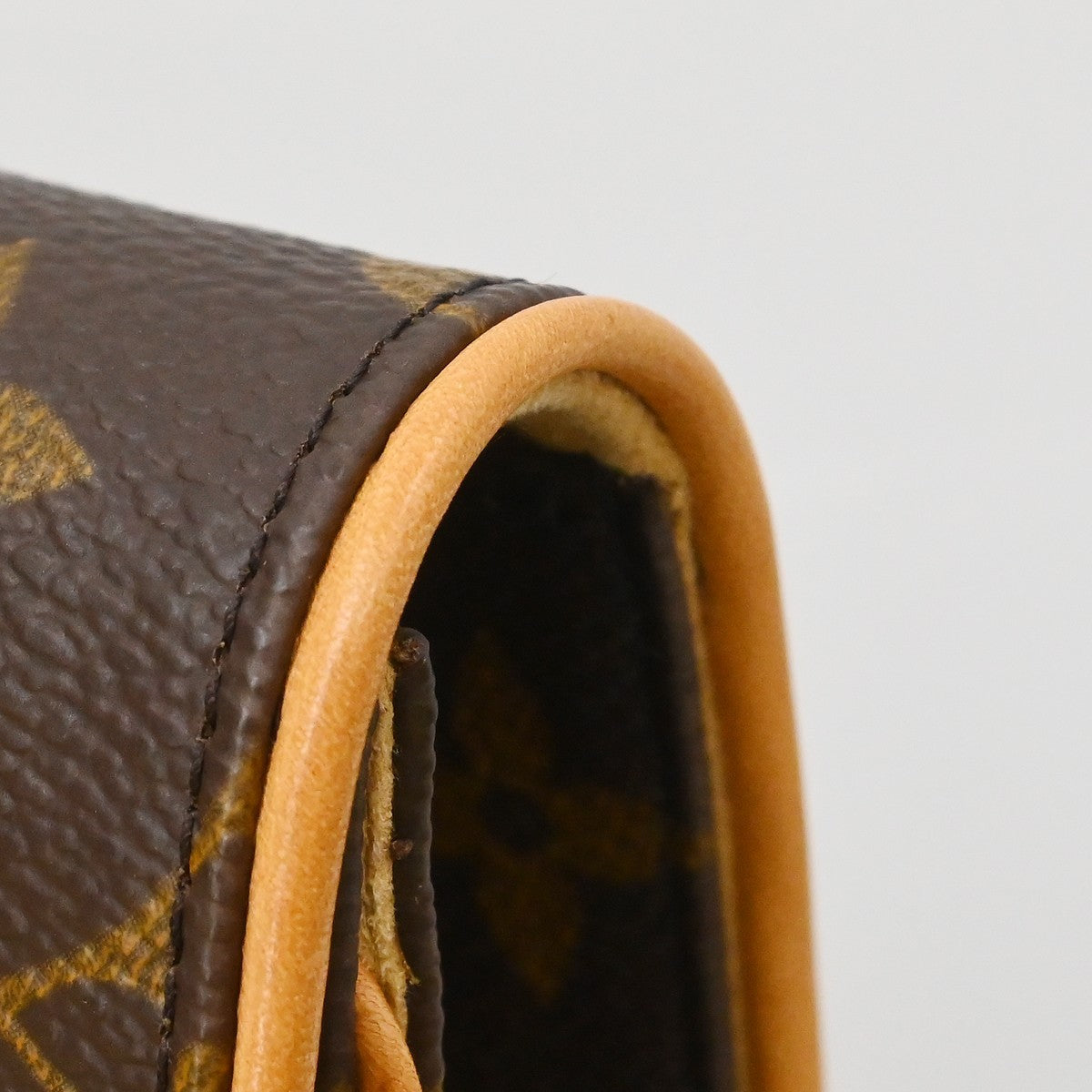 Louis Vuitton Florentine Waist Monogram Canvas, Brown, Canvas, Clutch