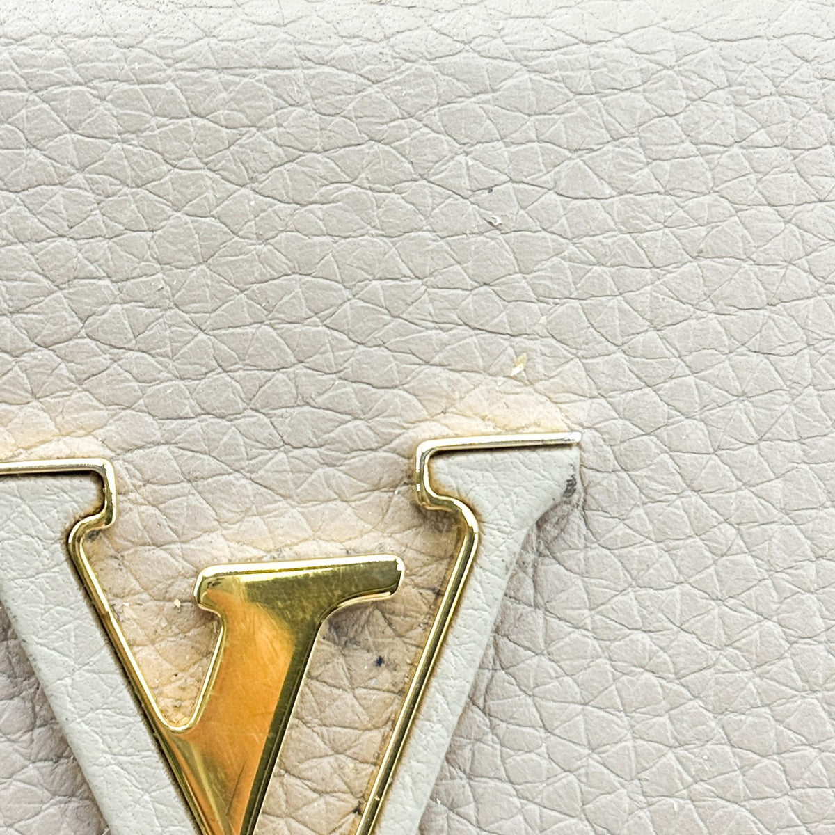 Louis Vuitton Louise Clutch Leather, Beige, Leather, Clutch