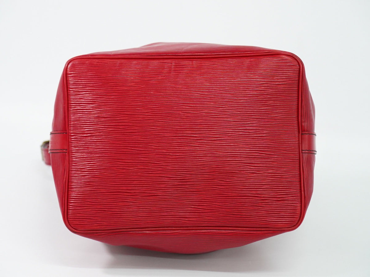 Louis Vuitton Petit Noe Epi Leather, Red, Leather, Handbag