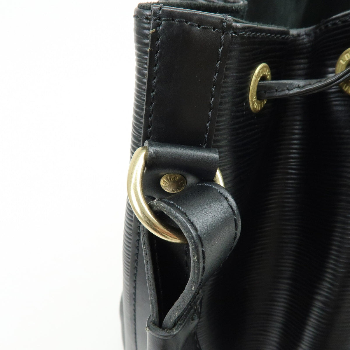 Louis Vuitton Noe Epi Leather, Black, Leather, Shoulder Bag