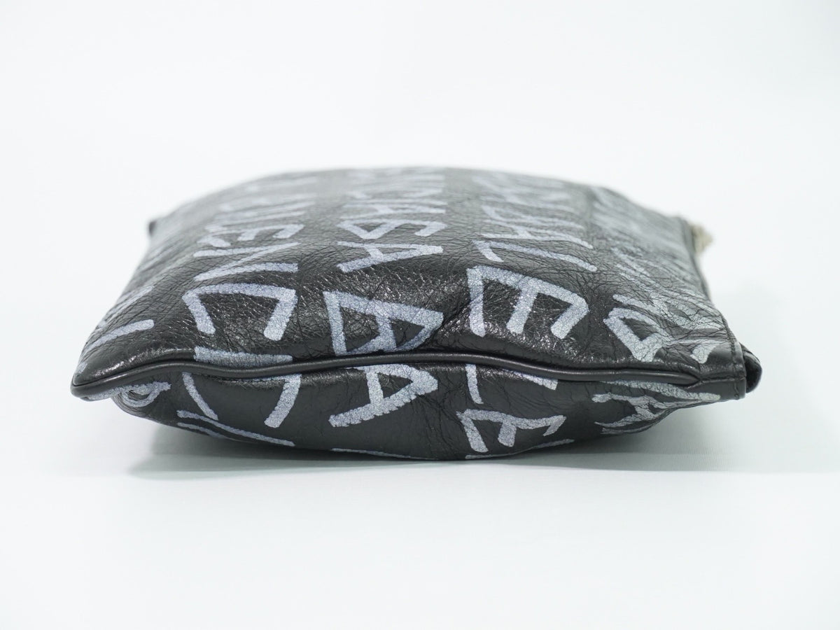 Balenciaga Graffiti Leather, Black, Leather, Clutch