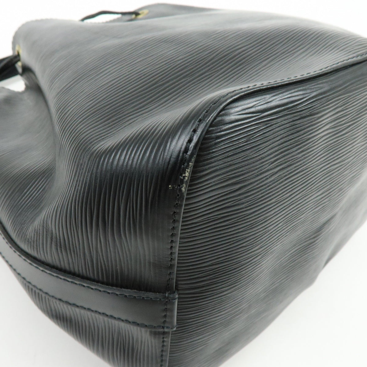 Louis Vuitton Noe Epi Leather, Black, Leather, Shoulder Bag