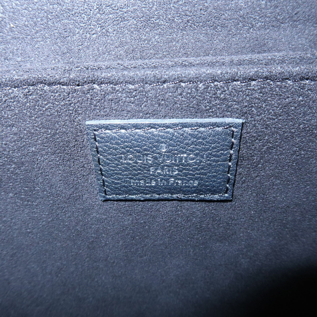 Louis Vuitton Lockme Ever Leather, Black, Leather, Handbag