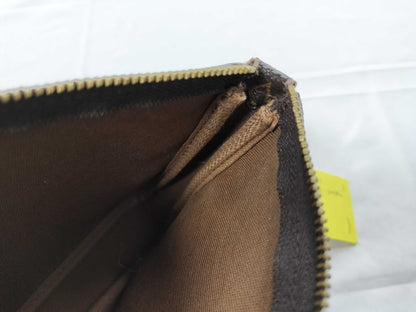 Louis Vuitton Pochette Accessoires Monogram Canvas, Brown, Canvas, Clutch