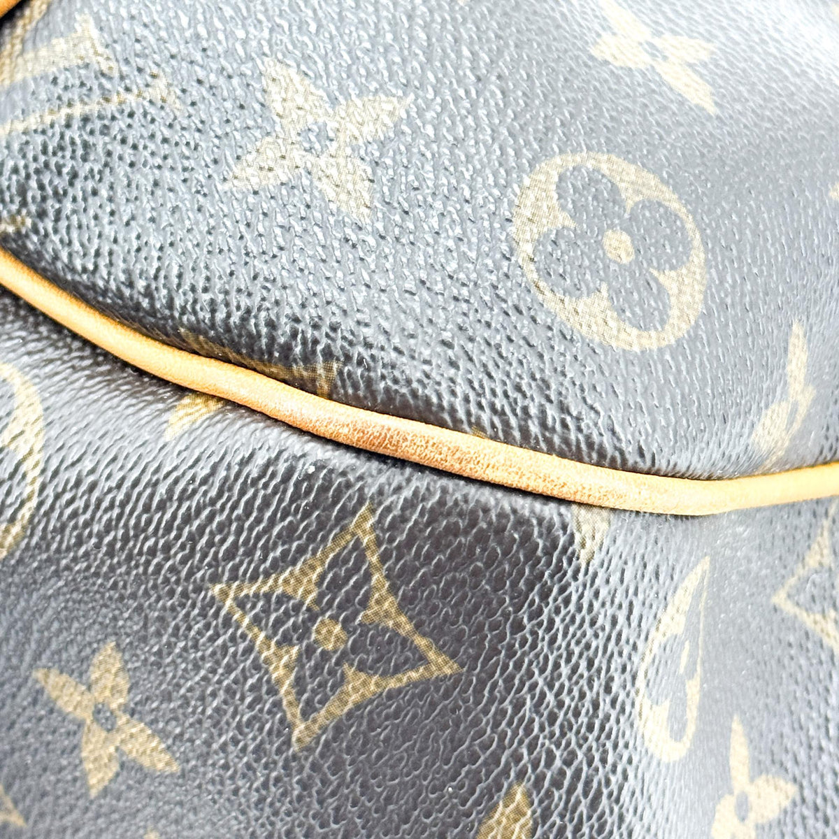 Louis Vuitton Galliera Monogram Canvas, Brown, Canvas, Handbag