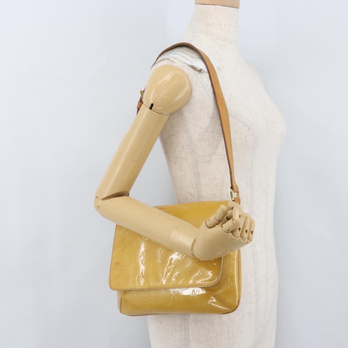 Louis Vuitton Thompson Street Monogram Vernis, Beige, Patent Leather, Shoulder Bag