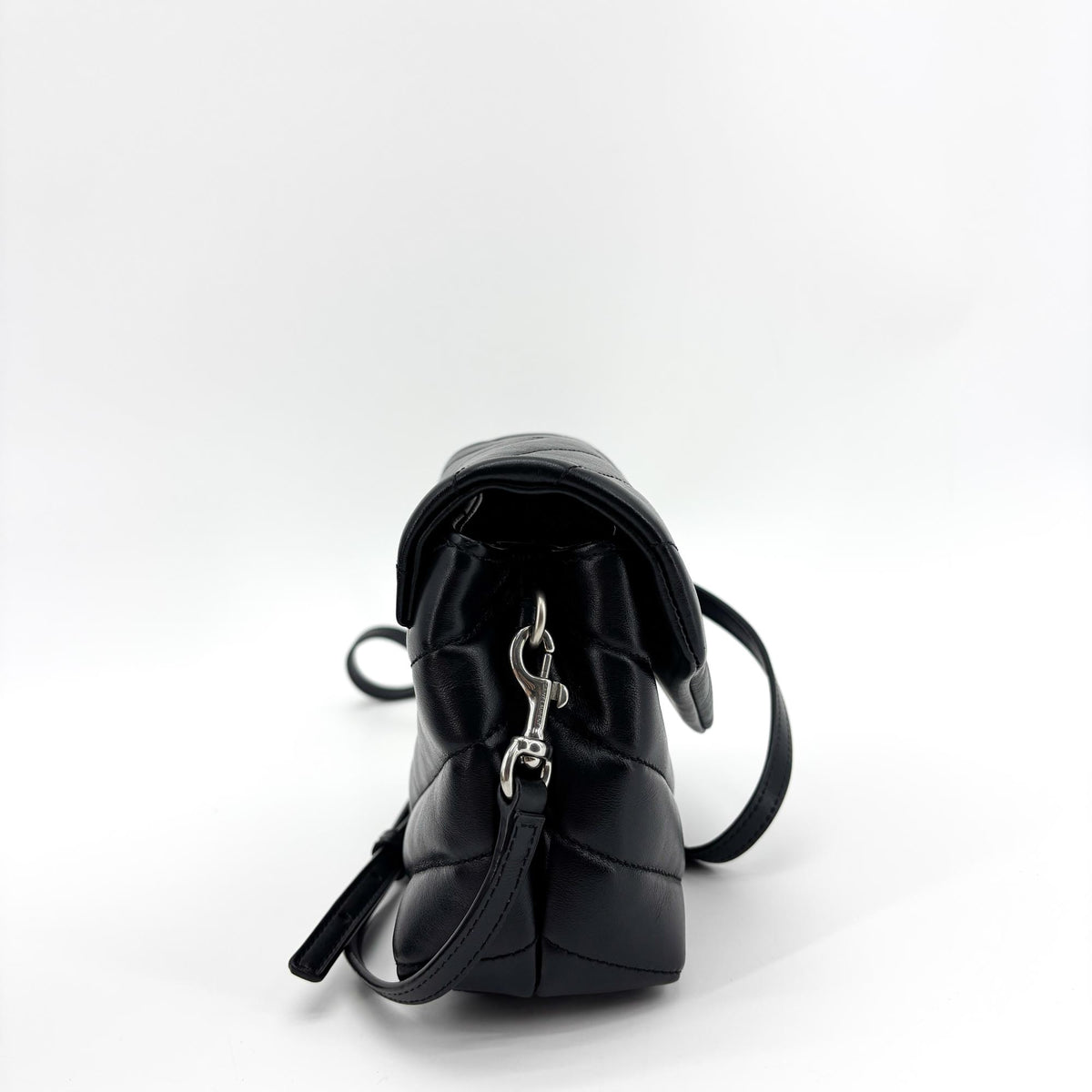 Saint Laurent Loulou Matelasse Chevron Leather, Black, Leather, Shoulder Bag