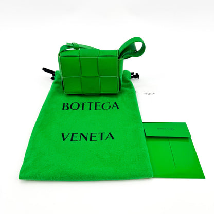 Bottega Veneta Cassette Maxi Intrecciato Leather, Green, Leather, Crossbody Bag