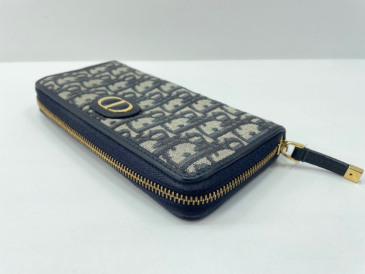 Christian Dior 30 Montaigne Voyageur canvas, Navy, Canvas, Wallet