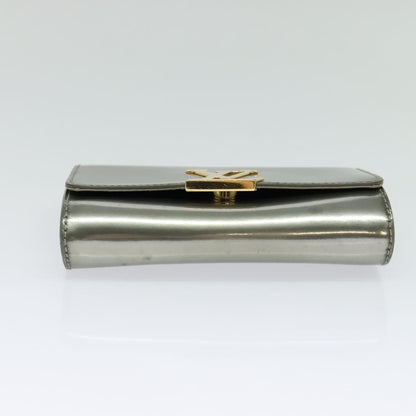 Louis Vuitton Chain Louise Clutch Patent, Silver, Patent Leather, Clutch