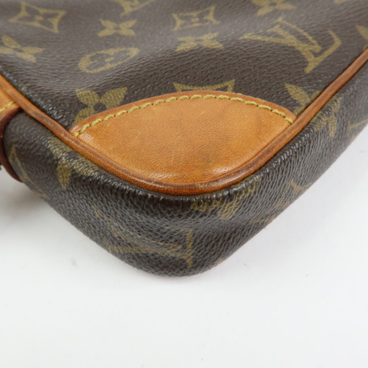 Louis Vuitton Marly Dragonne Clutch Monogram Canvas, Brown, Canvas, Clutch