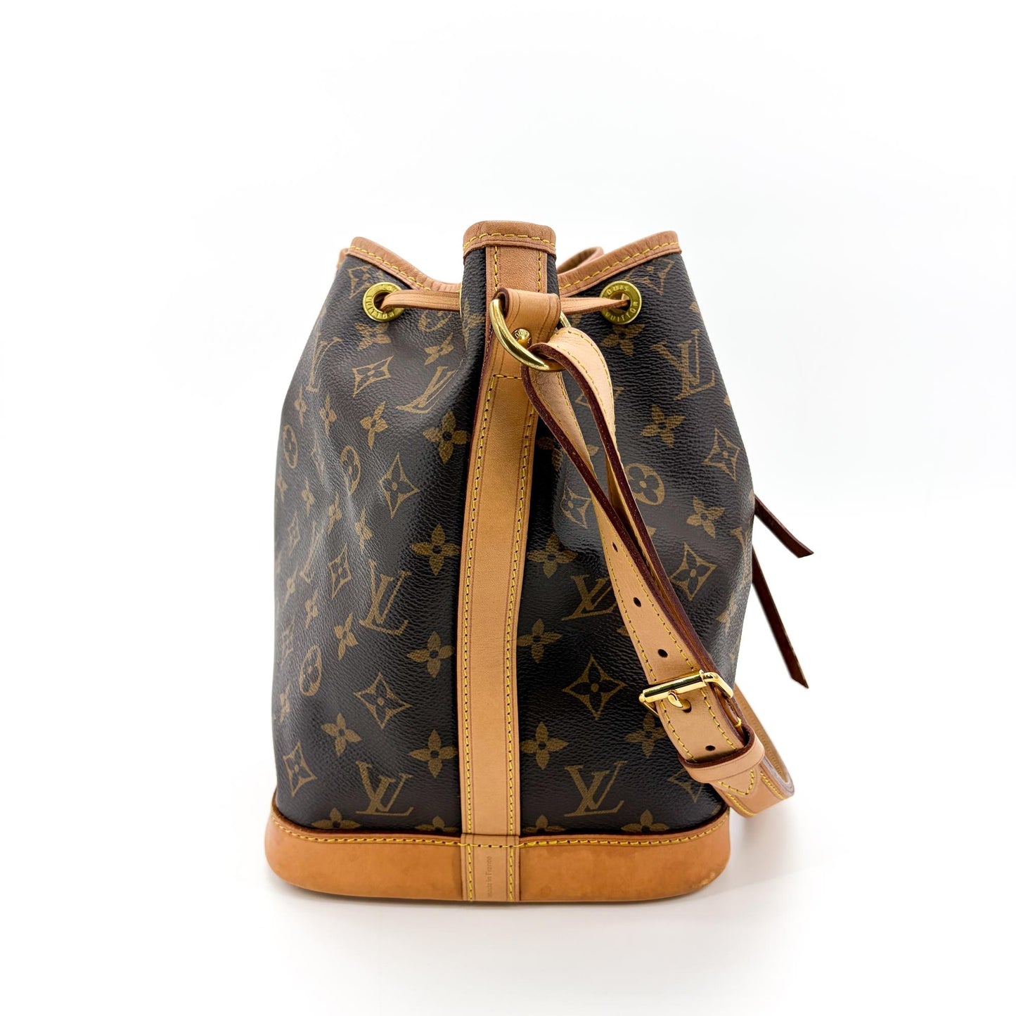 Louis Vuitton Noe Monogram Canvas, Brown, Canvas, Shoulder Bag