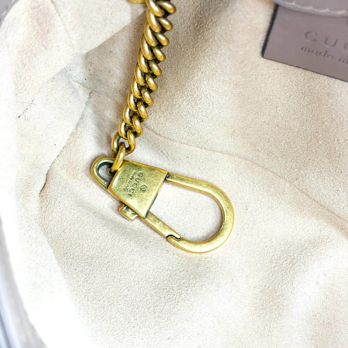 Gucci GG Marmont Flap Chevron Leather, Beige, Leather, Shoulder Bag