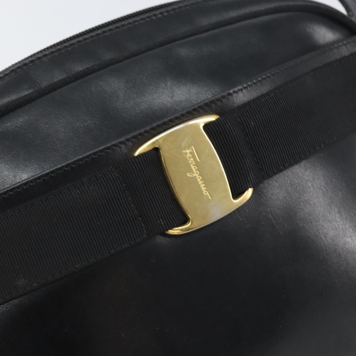 Salvatore Ferragamo Vara Bow camera Leather, Black, Leather, Shoulder Bag