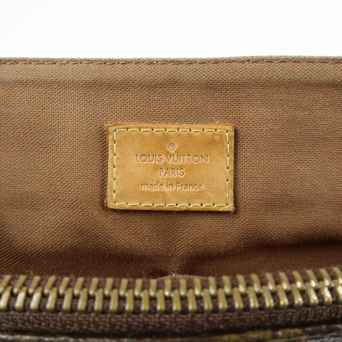 Louis Vuitton Beaubourg Messenger Monogram Canvas, Brown, Canvas, Handbag