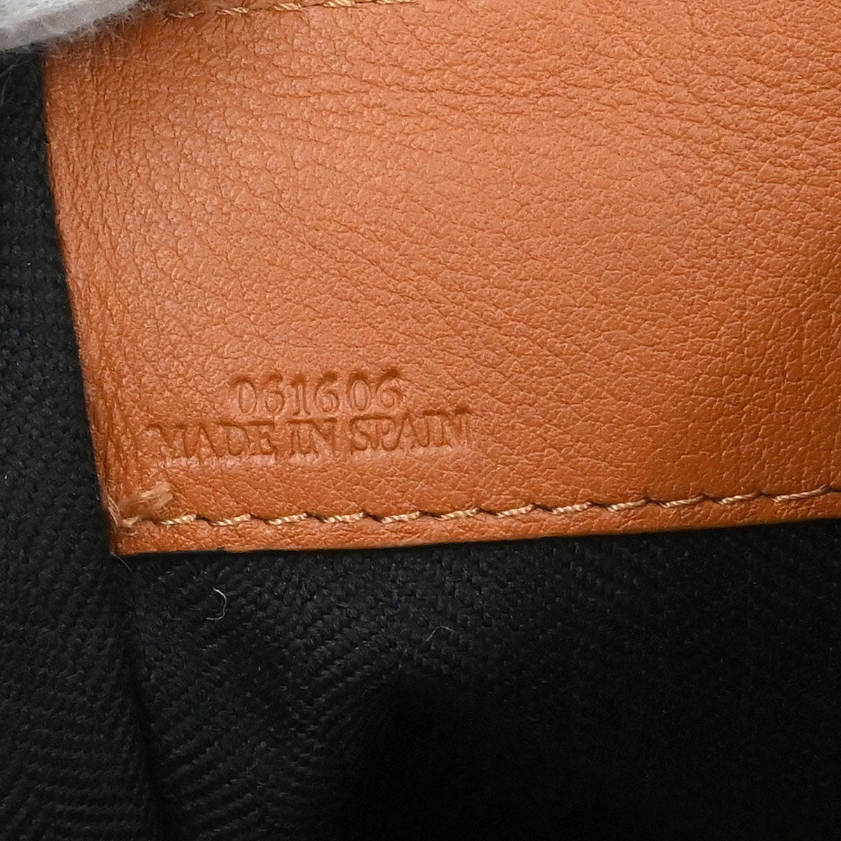 Loewe Hammock Leather, Brown, Leather, Handbag