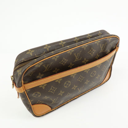Louis Vuitton Compiegne Cosmetic Monogram Canvas, Brown, Canvas, Toiletry Case