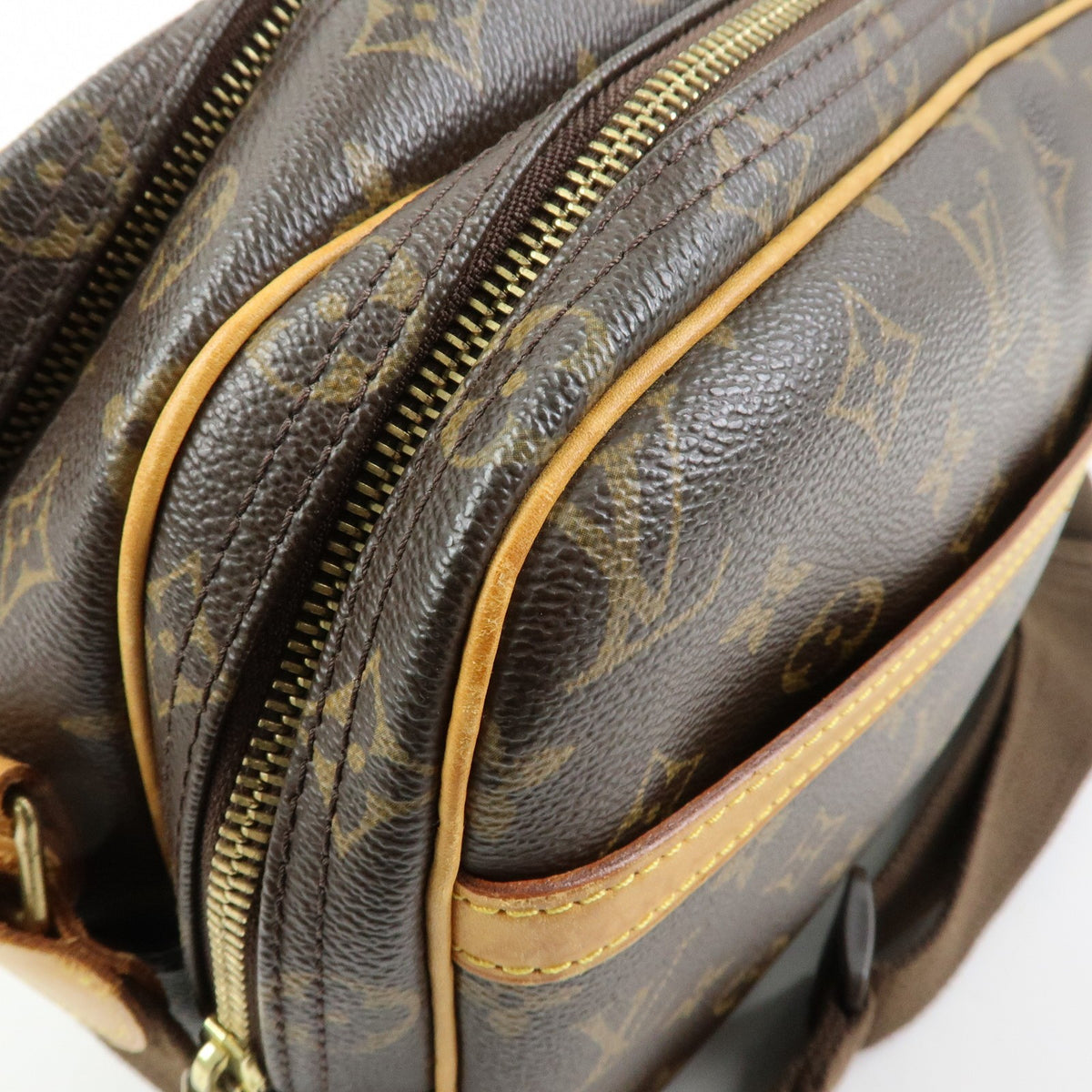 Louis Vuitton Reporter Monogram Canvas, Brown, Canvas, Shoulder Bag