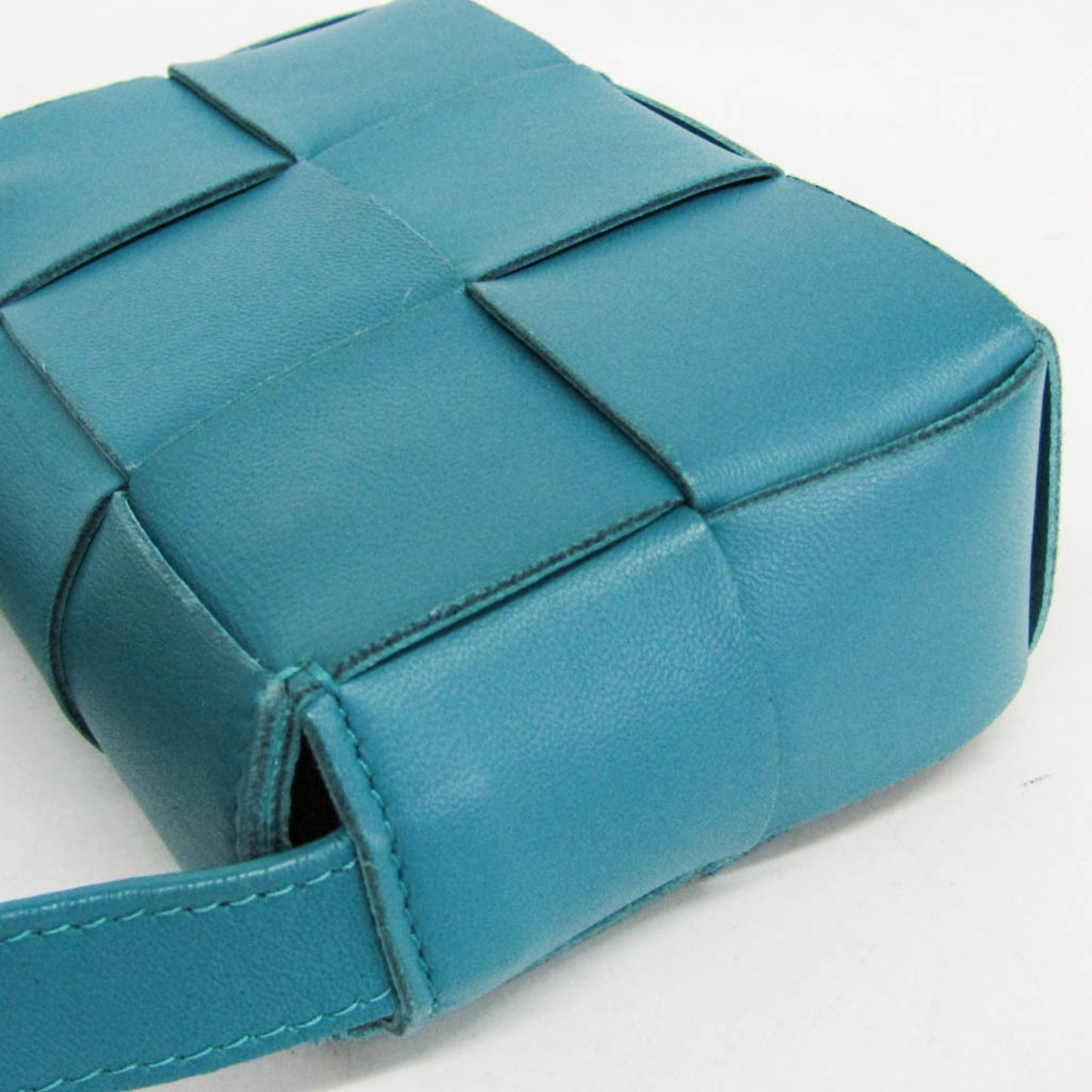 Bottega Veneta Cassette Maxi Intrecciato Leather, Blue, Leather, Clutch