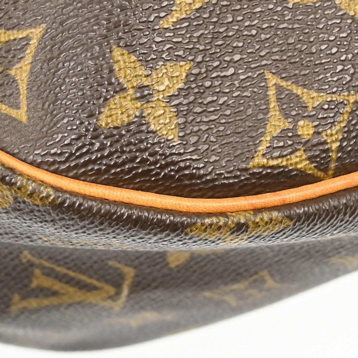Louis Vuitton Saumur Monogram, Brown, Canvas, Shoulder Bag