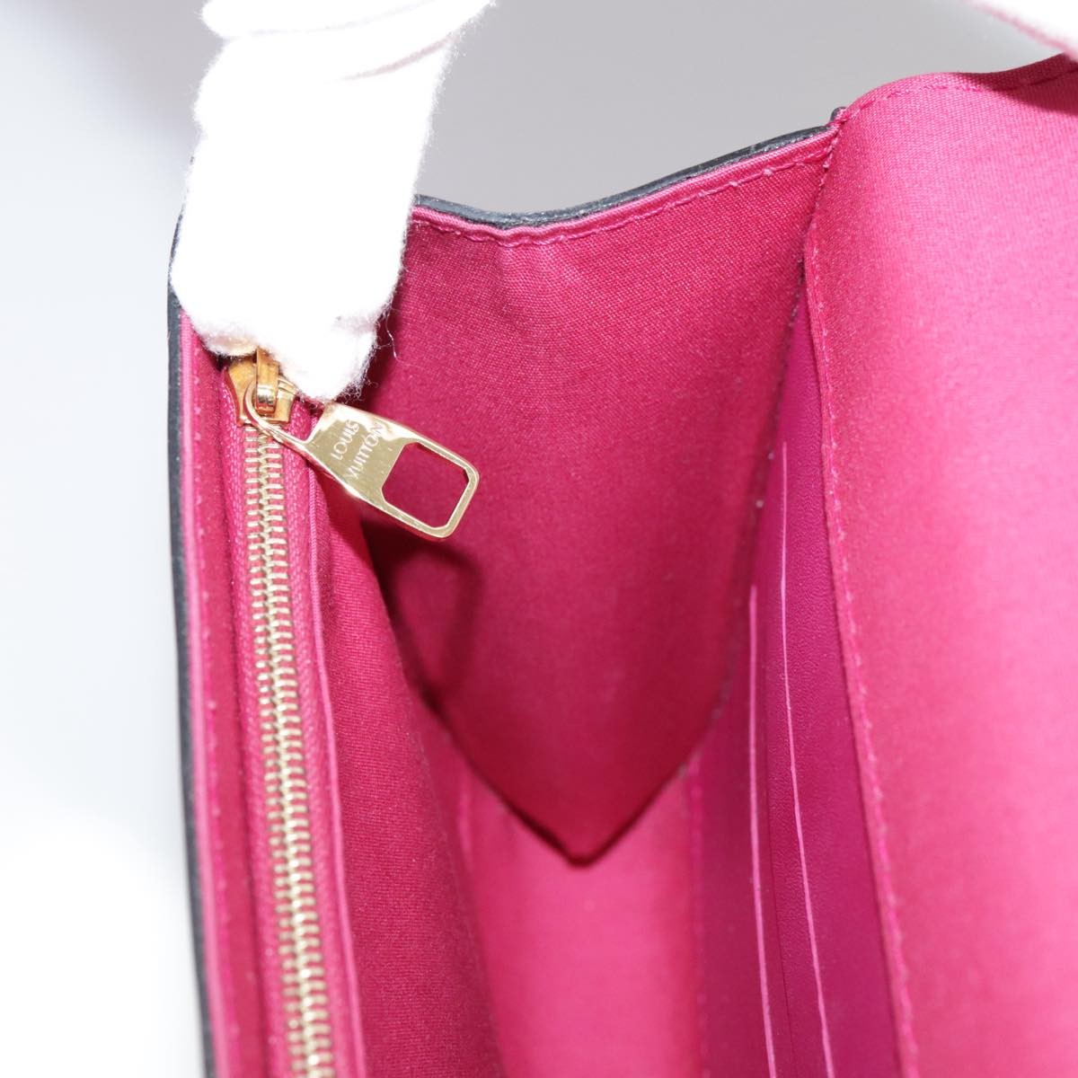 Louis Vuitton Louise Clutch Patent, Pink, Patent Leather, Clutch